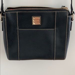 Dooney & Bourke purse